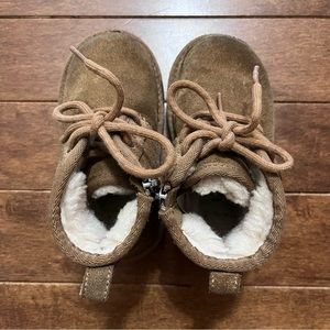 UGG Neumel II Chukka Toddler Boot